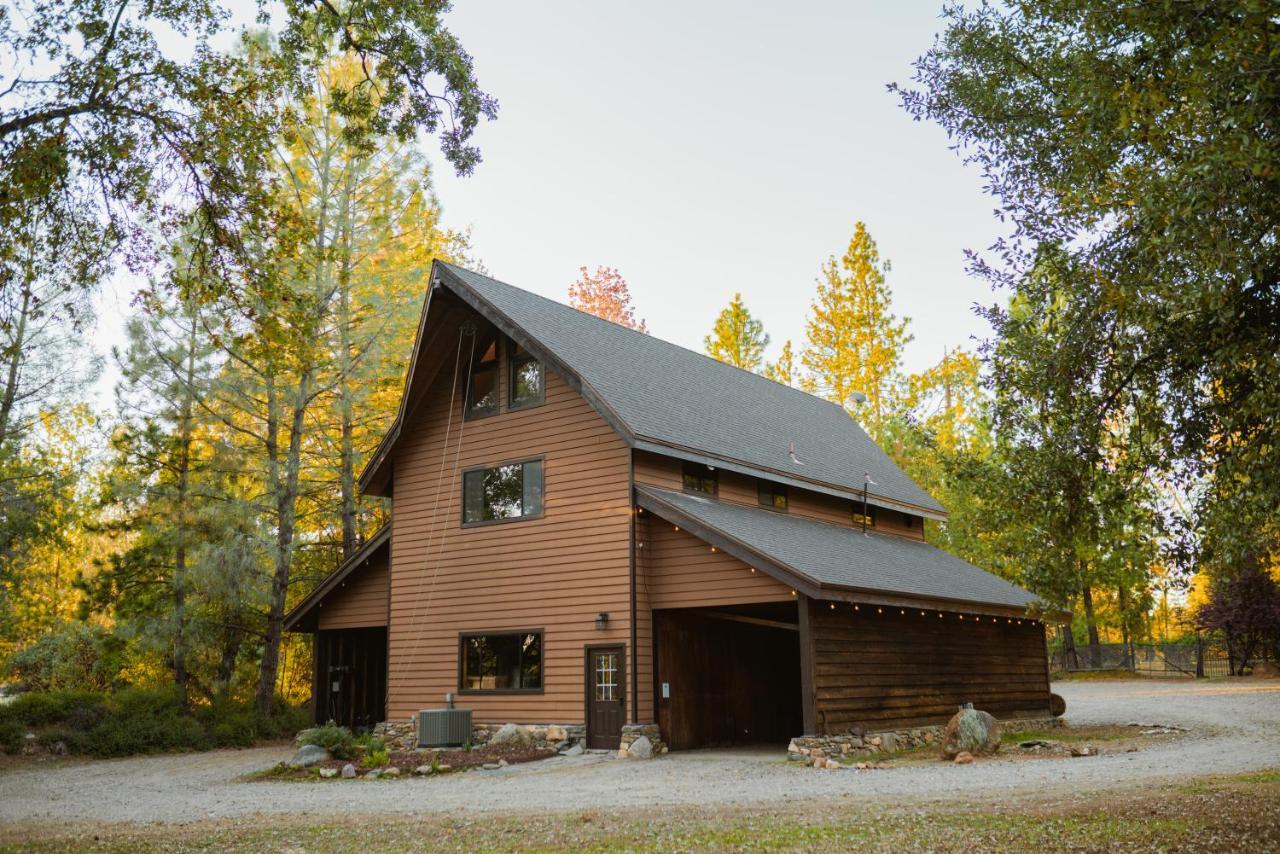 Lovers Nest By Casa Oso With Private Hiking Trails And Pond Mariposa Eksteriør bilde